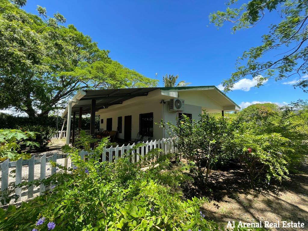 Canas Home on Large, Lush Lot