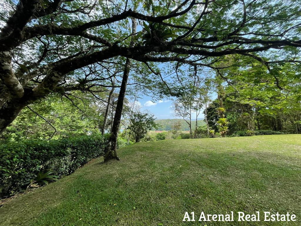 Incredible Large Lot in Exclusive Arenal