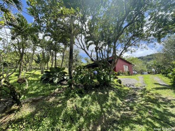 Charming Studio Retreat with Garden & Views – Hills Above Nuevo Arenal