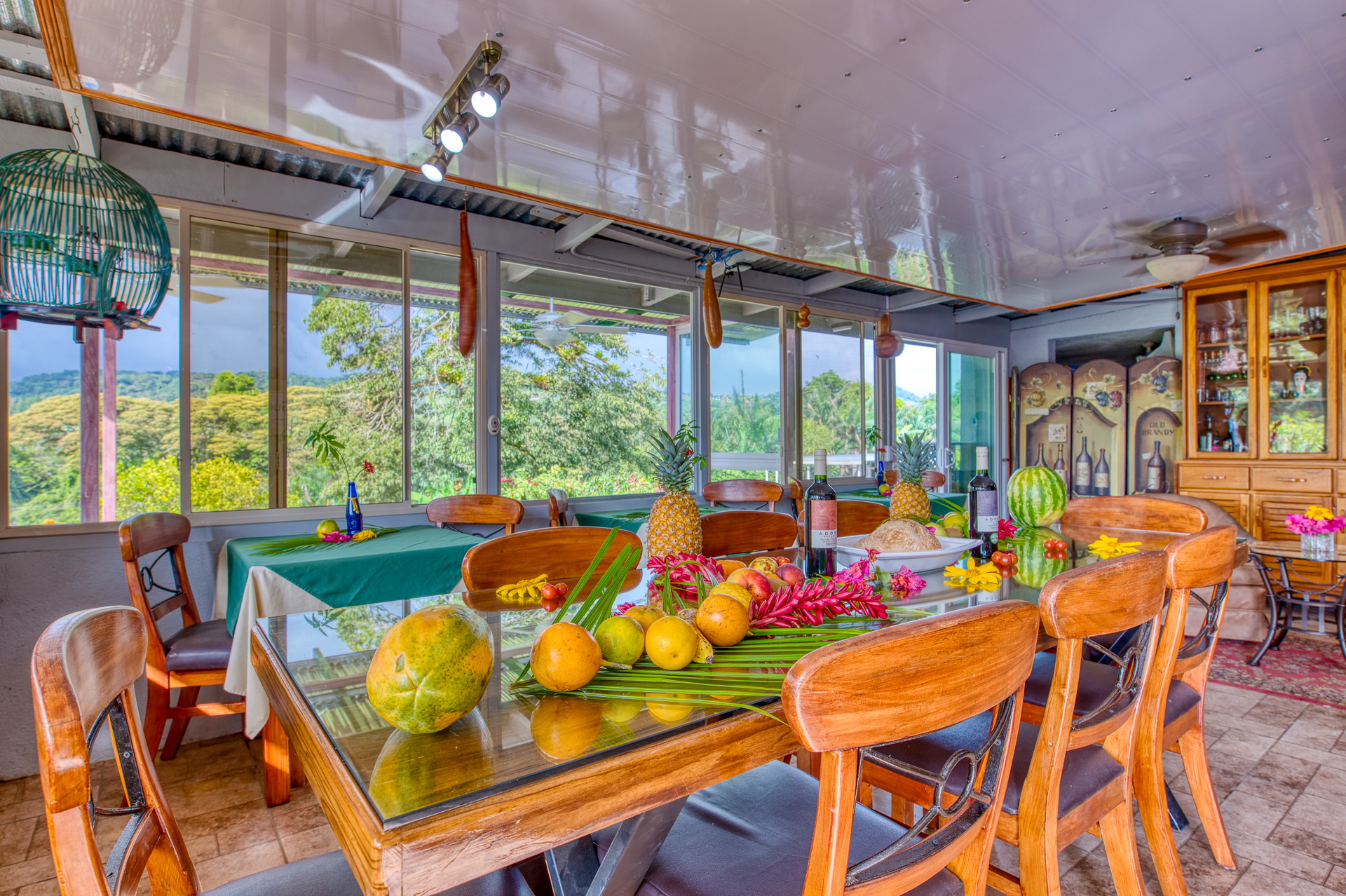 Village Hostel with Expansion Potential – Heart of Nuevo Arenal, Costa Rica