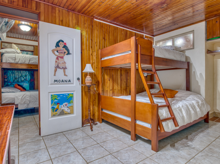 Village Hostel with Expansion Potential – Heart of Nuevo Arenal, Costa Rica