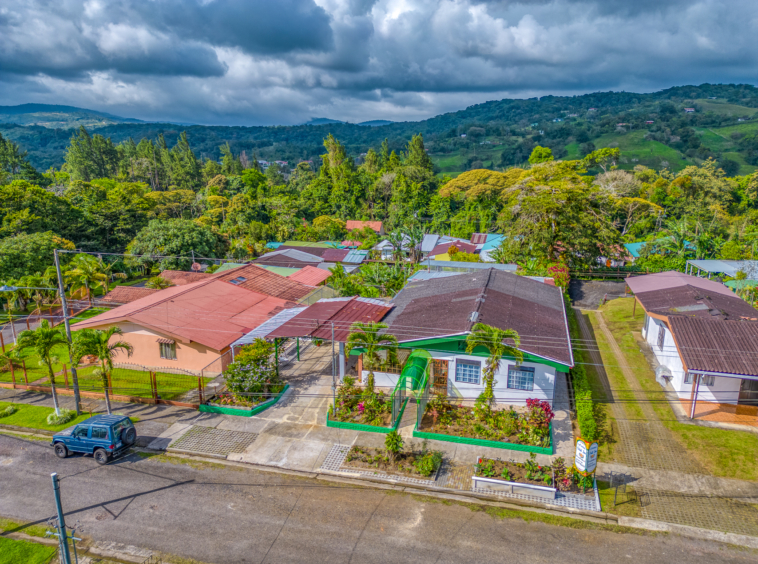 Village Hostel with Expansion Potential – Heart of Nuevo Arenal, Costa Rica