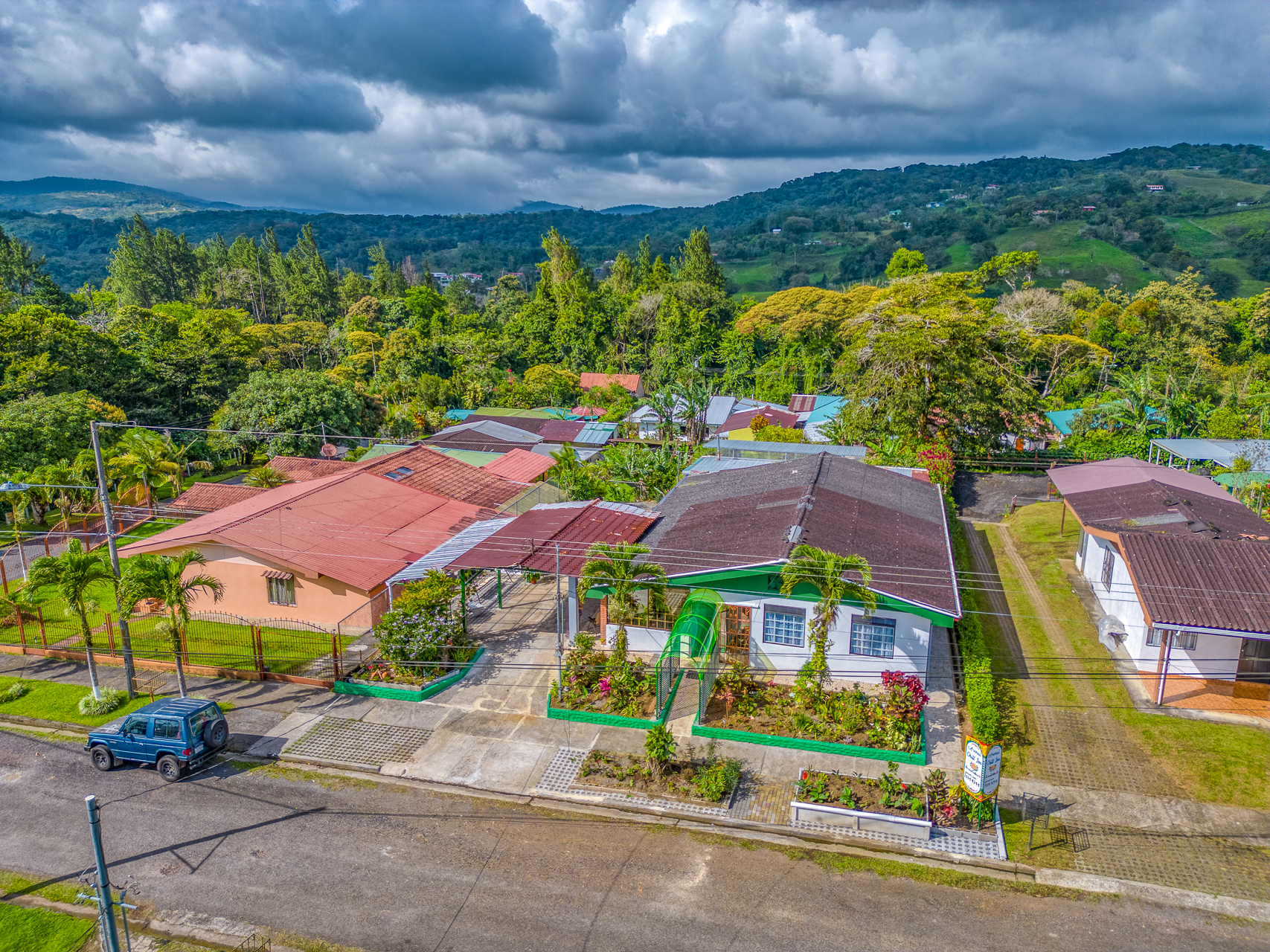 Village Hostel with Expansion Potential – Heart of Nuevo Arenal, Costa Rica