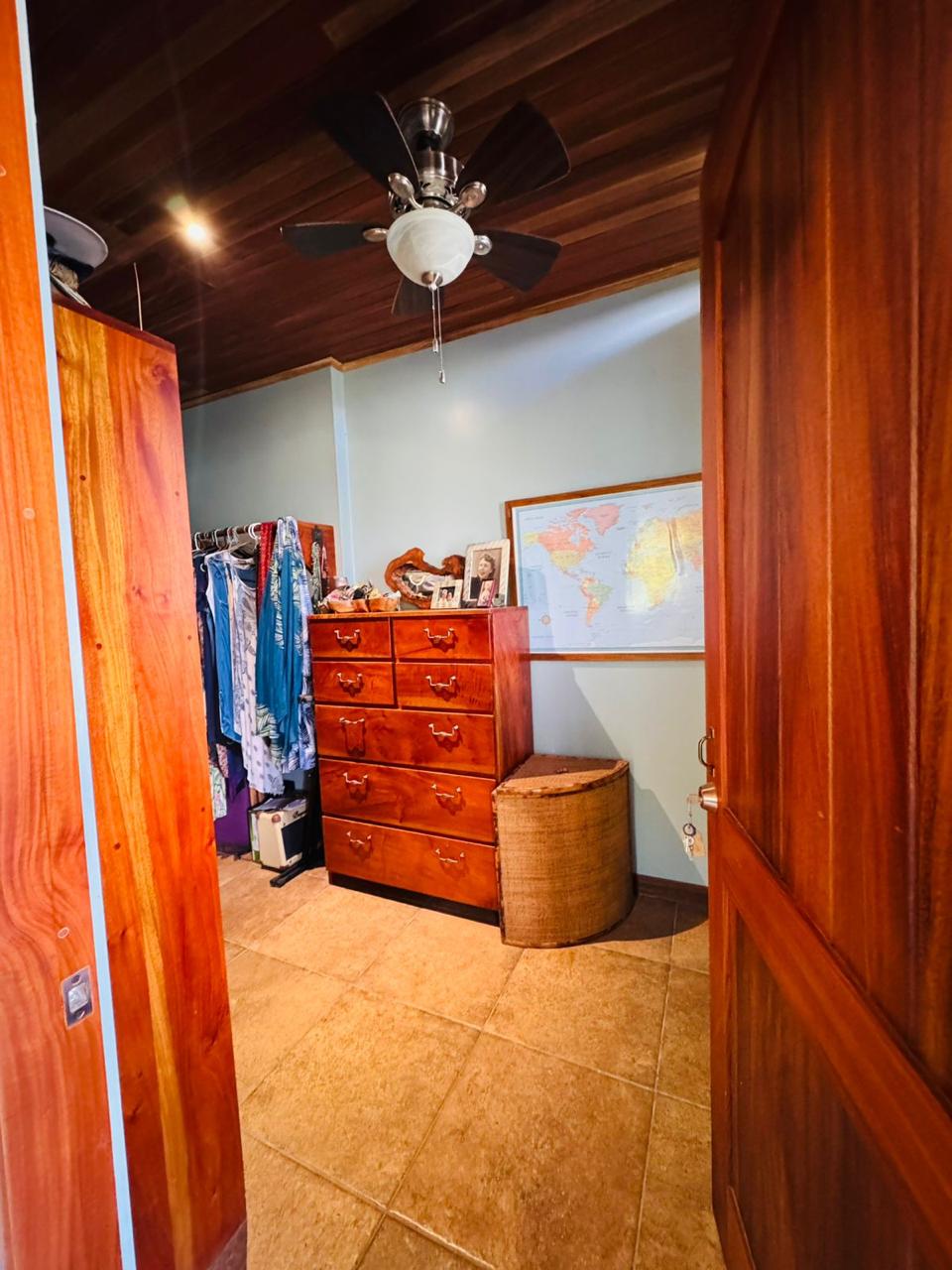 Lake Arenal Jewel: Exclusive Lakeview Estate with Private Lake Access & Separate Apartment.