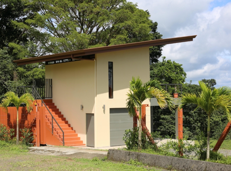 Lake Arenal View Casita with Expansive Views and Future Build Potential