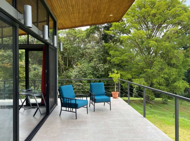 Lake Arenal View Casita with Expansive Views and Future Build Potential