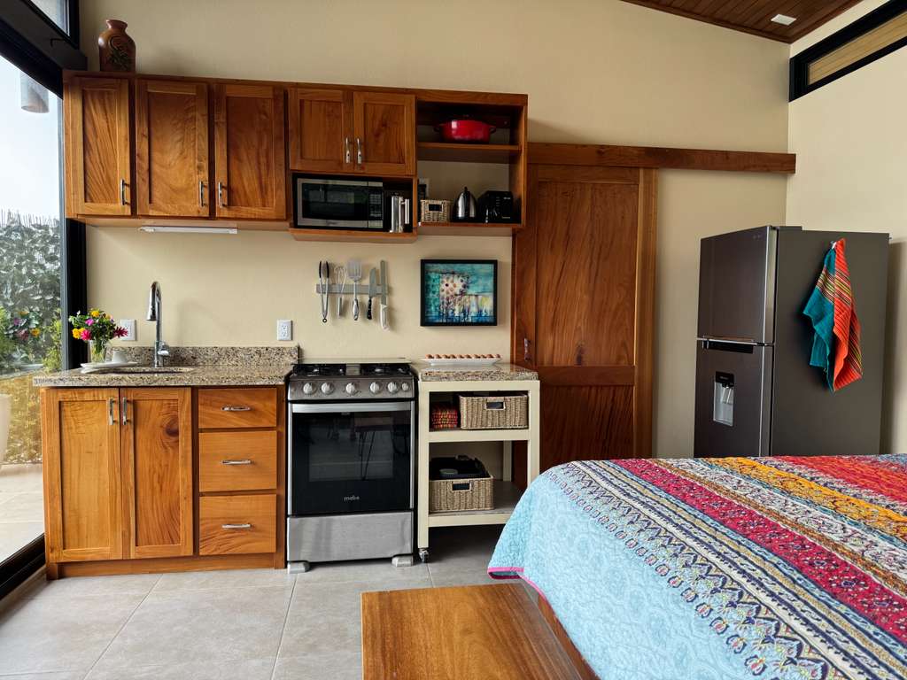 Lake Arenal View Casita with Expansive Views and Future Build Potential