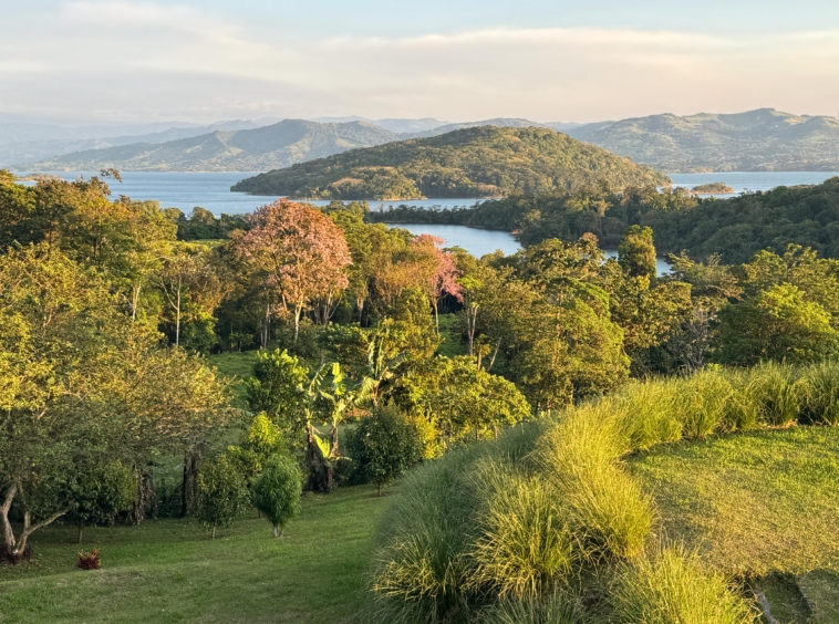 Lake Arenal View Casita with Expansive Views and Future Build Potential