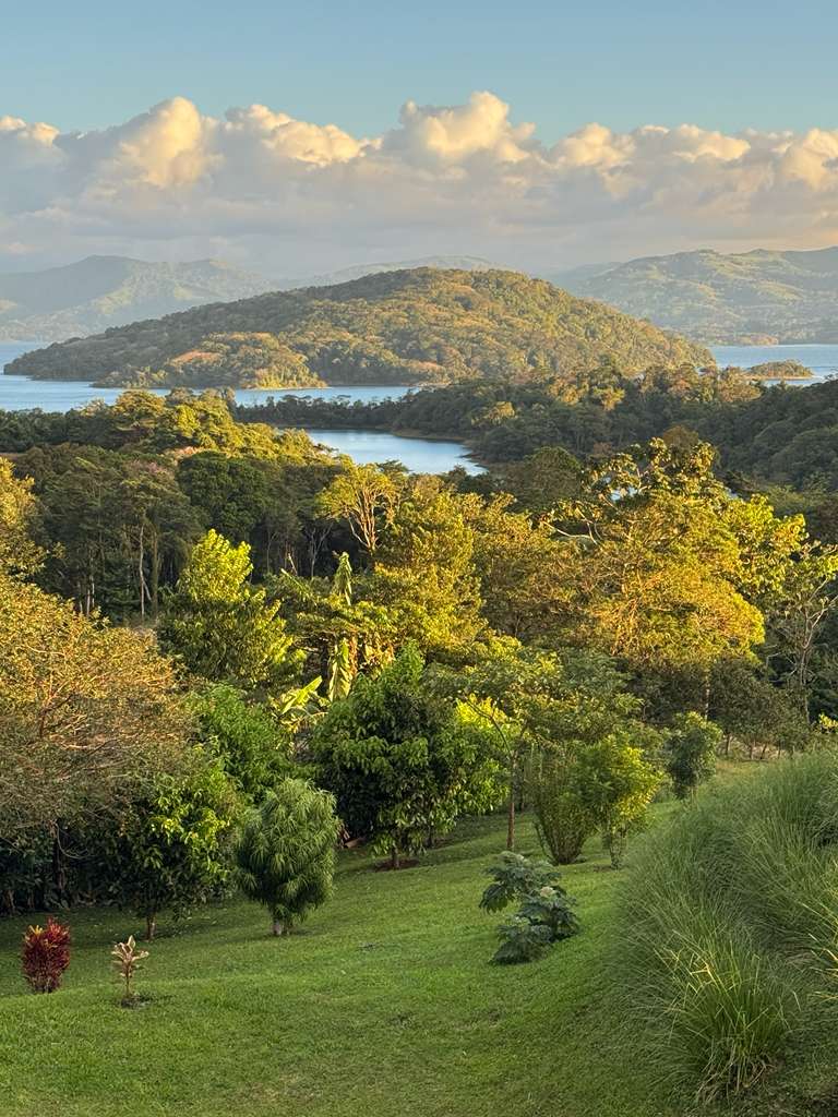Lake Arenal View Casita with Expansive Views and Future Build Potential