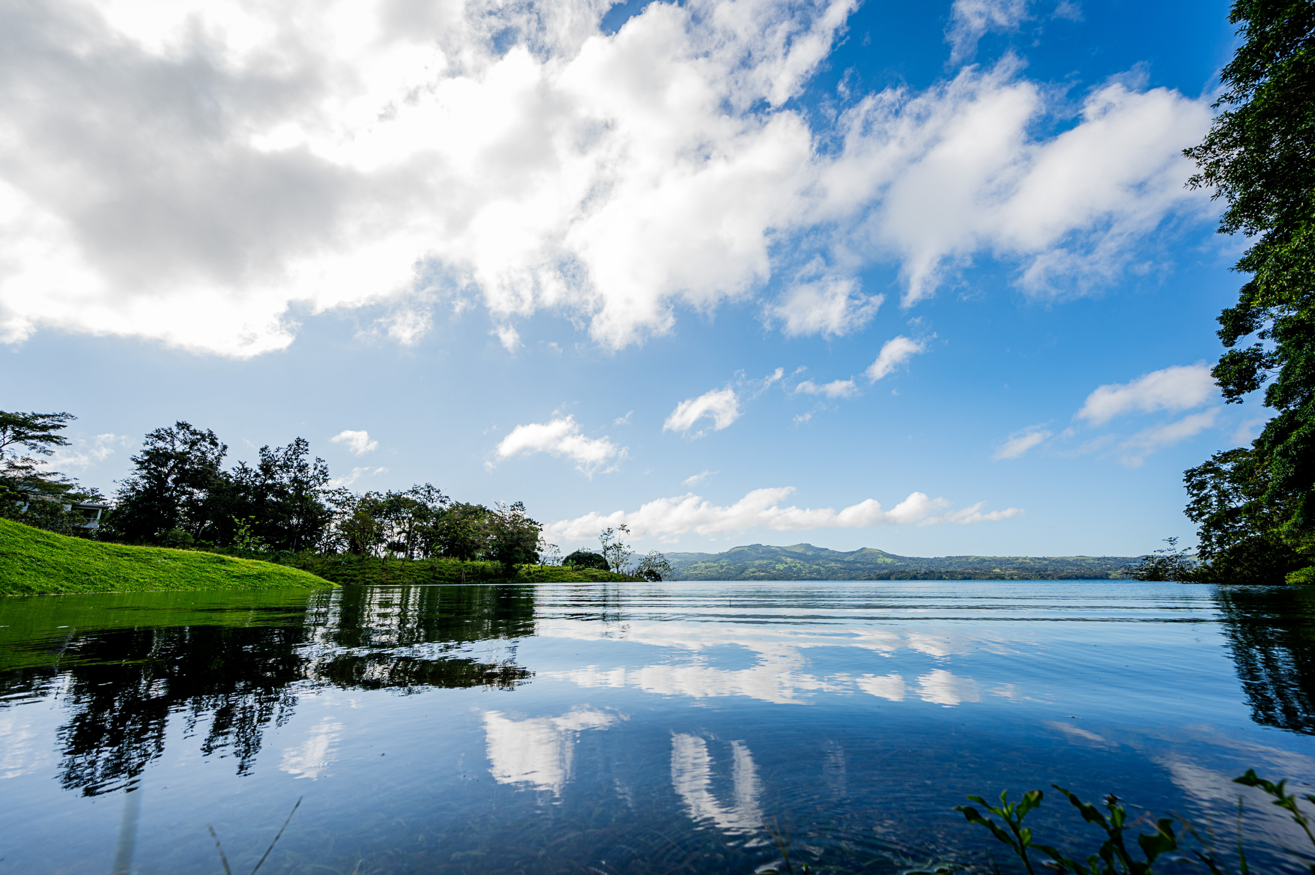 Lakefront Bed & Breakfast — Turnkey, Views, and True Lake Access Nuevo Arenal APMLS0043
