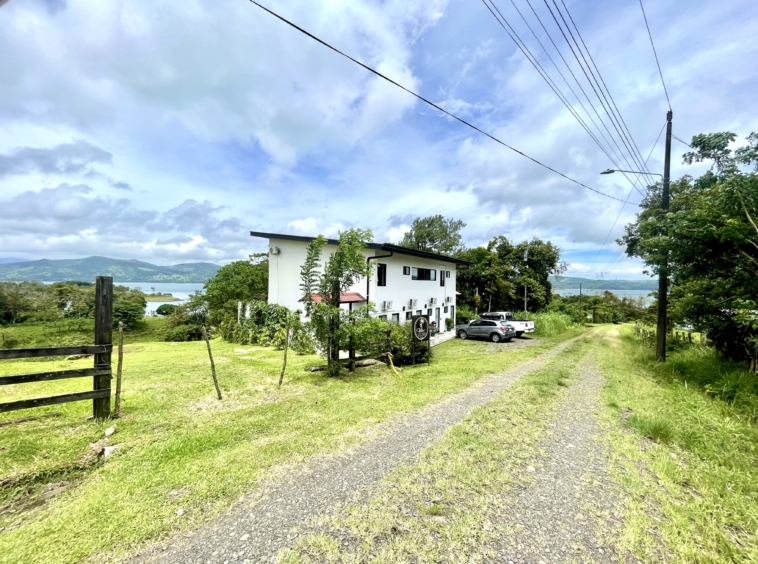 Lakefront Bed & Breakfast — Turnkey, Views, and True Lake Access Nuevo Arenal APMLS0043
