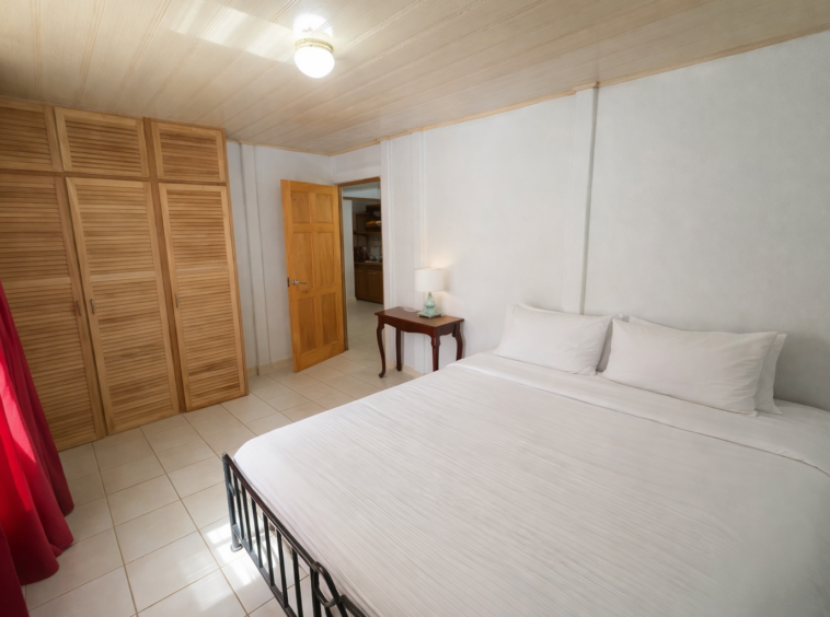 Enchanting Garden & Jungle Property, Walking Distance to Town, Arenal APMLS0048