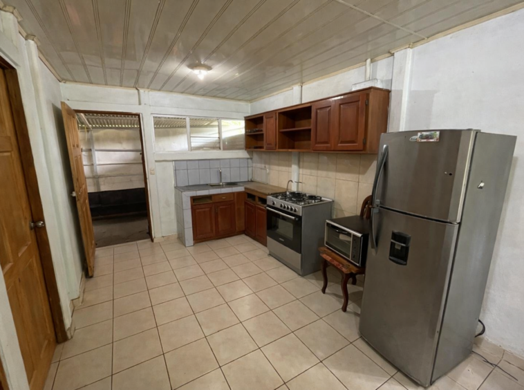 Enchanting Garden & Jungle Property, Walking Distance to Town, Arenal APMLS0048