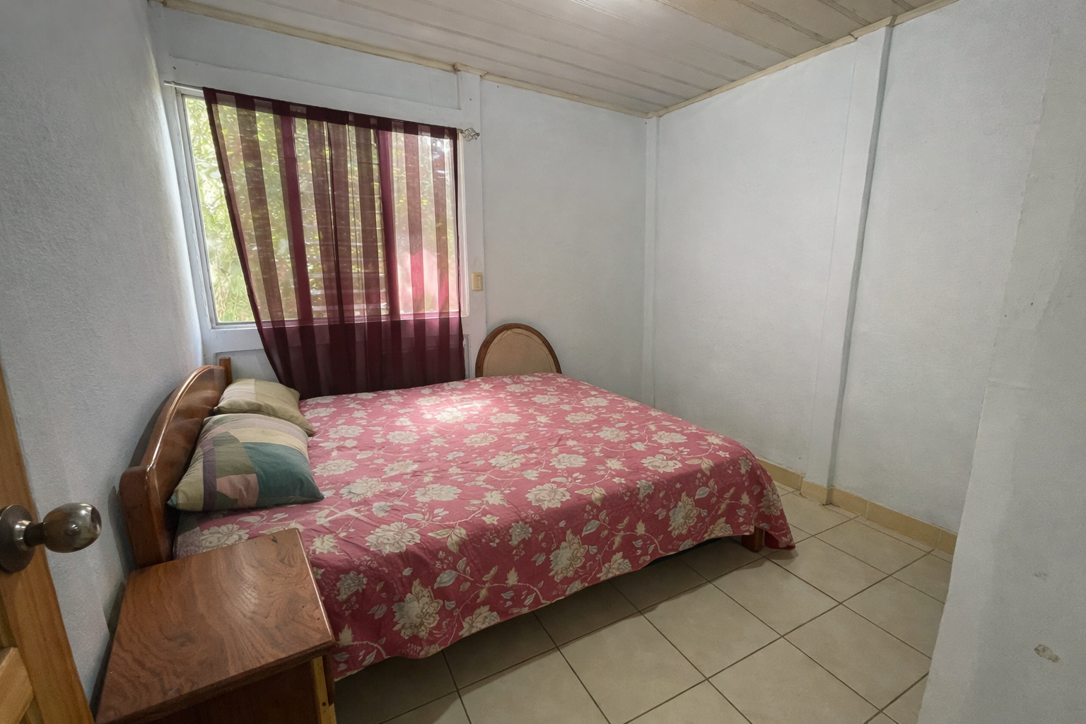 Enchanting Garden & Jungle Property, Walking Distance to Town, Arenal APMLS0048