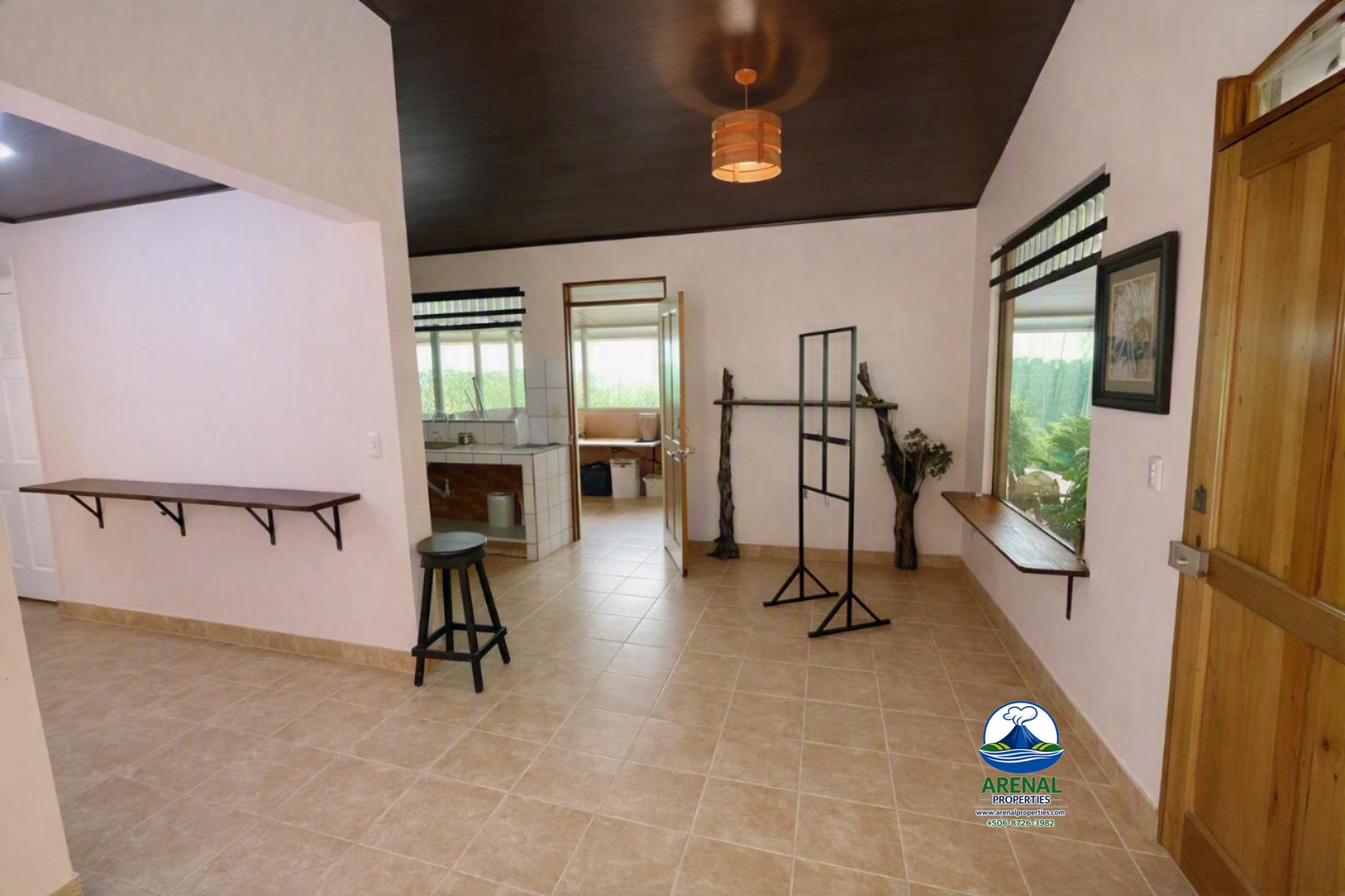 Amazing Starter Home & Butterfly Garden Business in Nuevo Arenal APMLS0049
