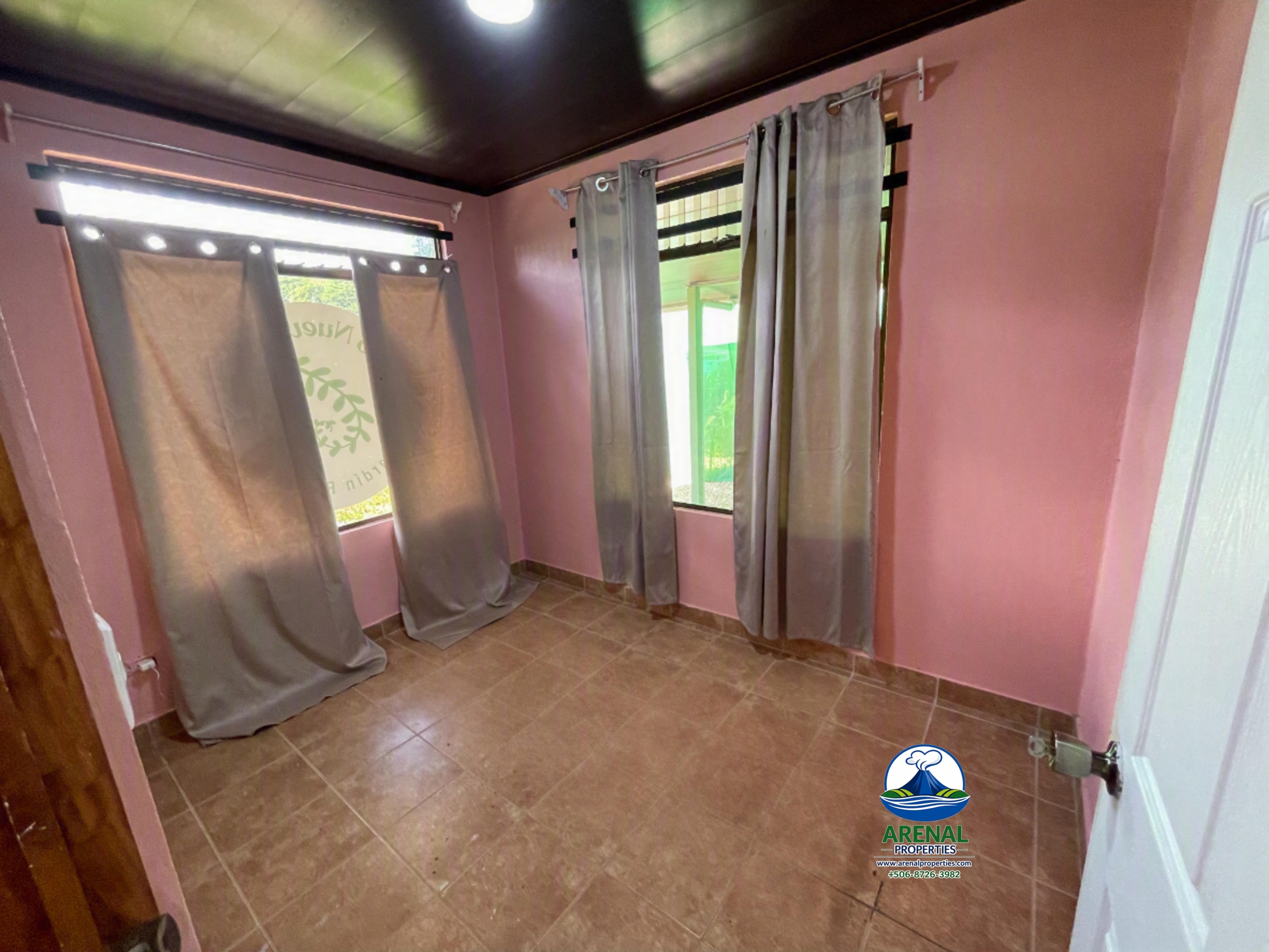 Amazing Starter Home & Butterfly Garden Business in Nuevo Arenal APMLS0049