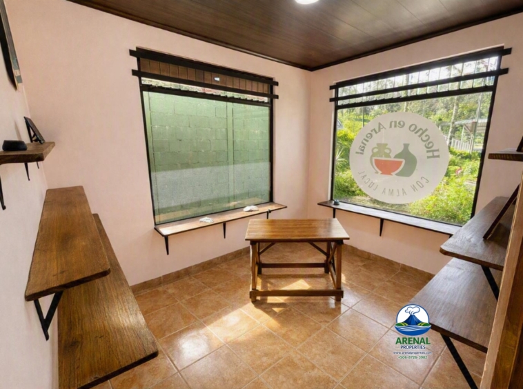 Amazing Starter Home & Butterfly Garden Business in Nuevo Arenal APMLS0049