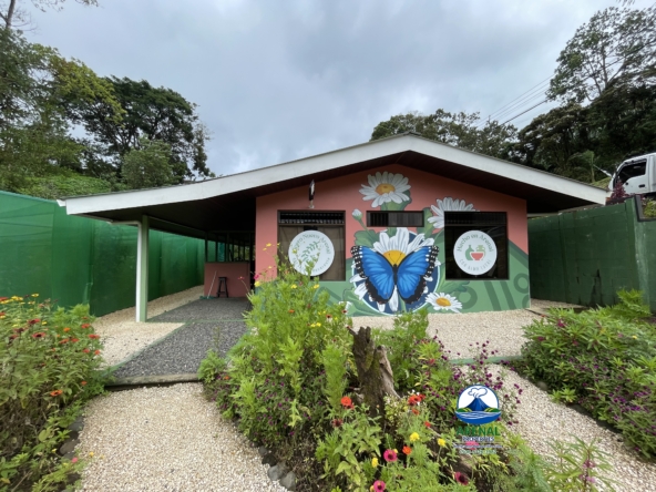 Amazing Starter Home & Butterfly Garden Business in Nuevo Arenal APMLS0049
