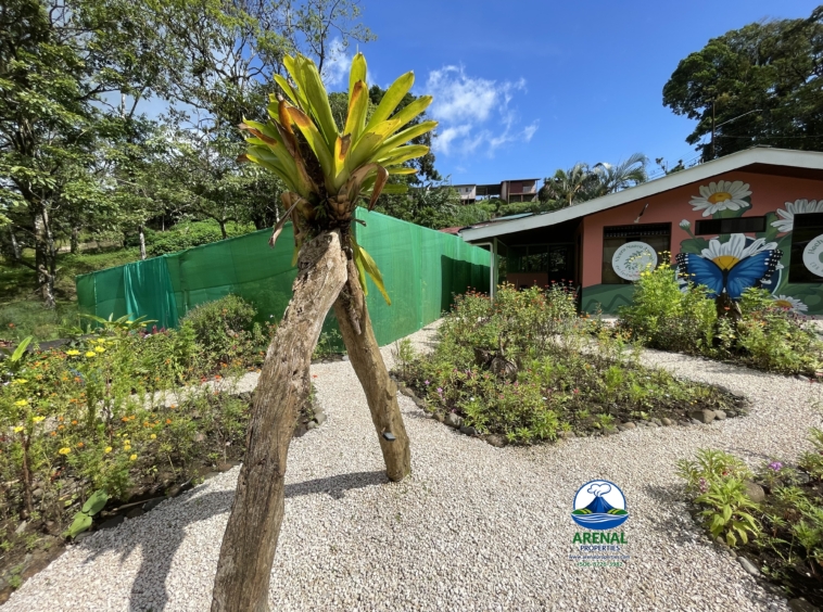 Amazing Starter Home & Butterfly Garden Business in Nuevo Arenal APMLS0049