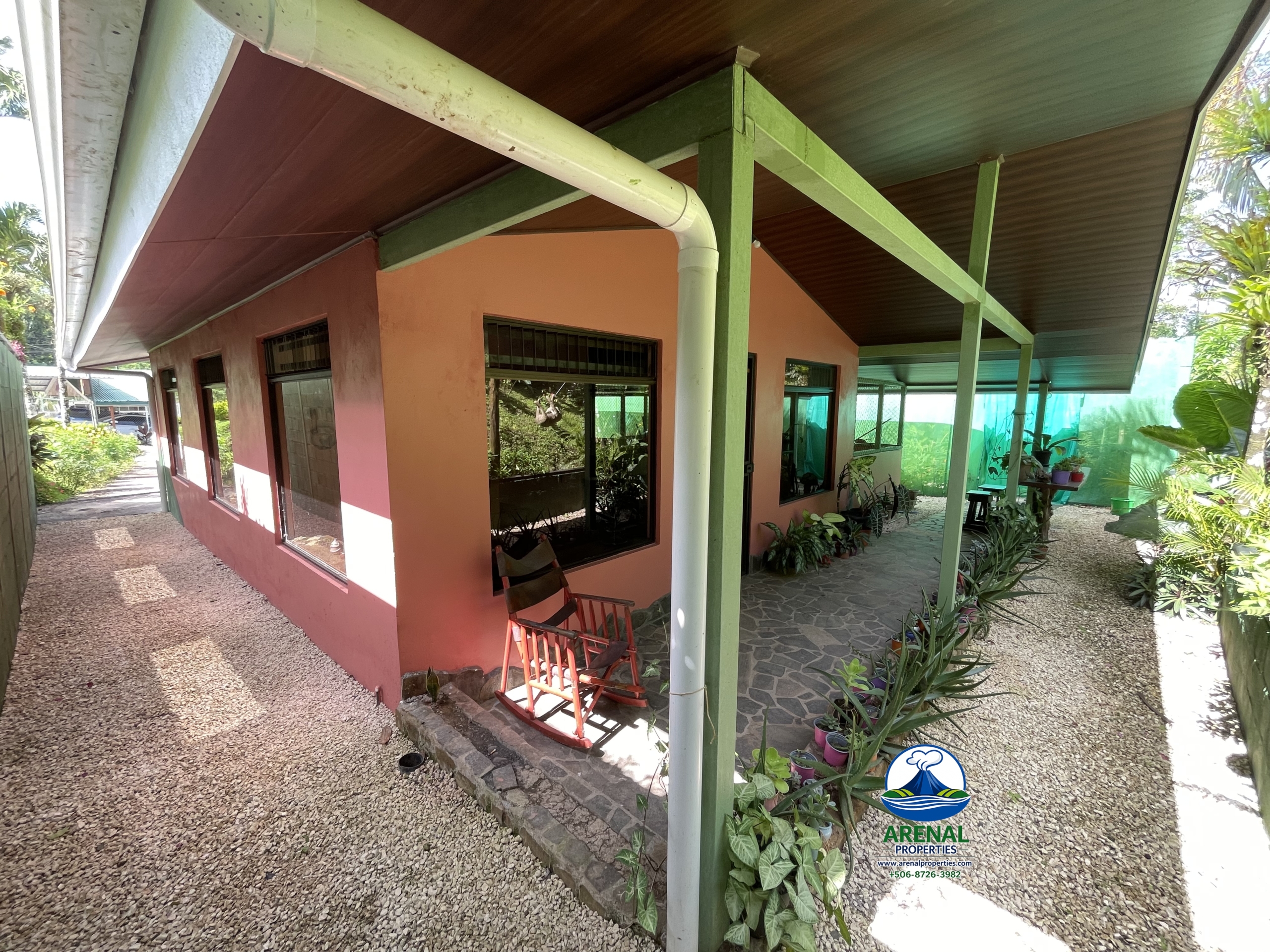 Amazing Starter Home & Butterfly Garden Business in Nuevo Arenal APMLS0049