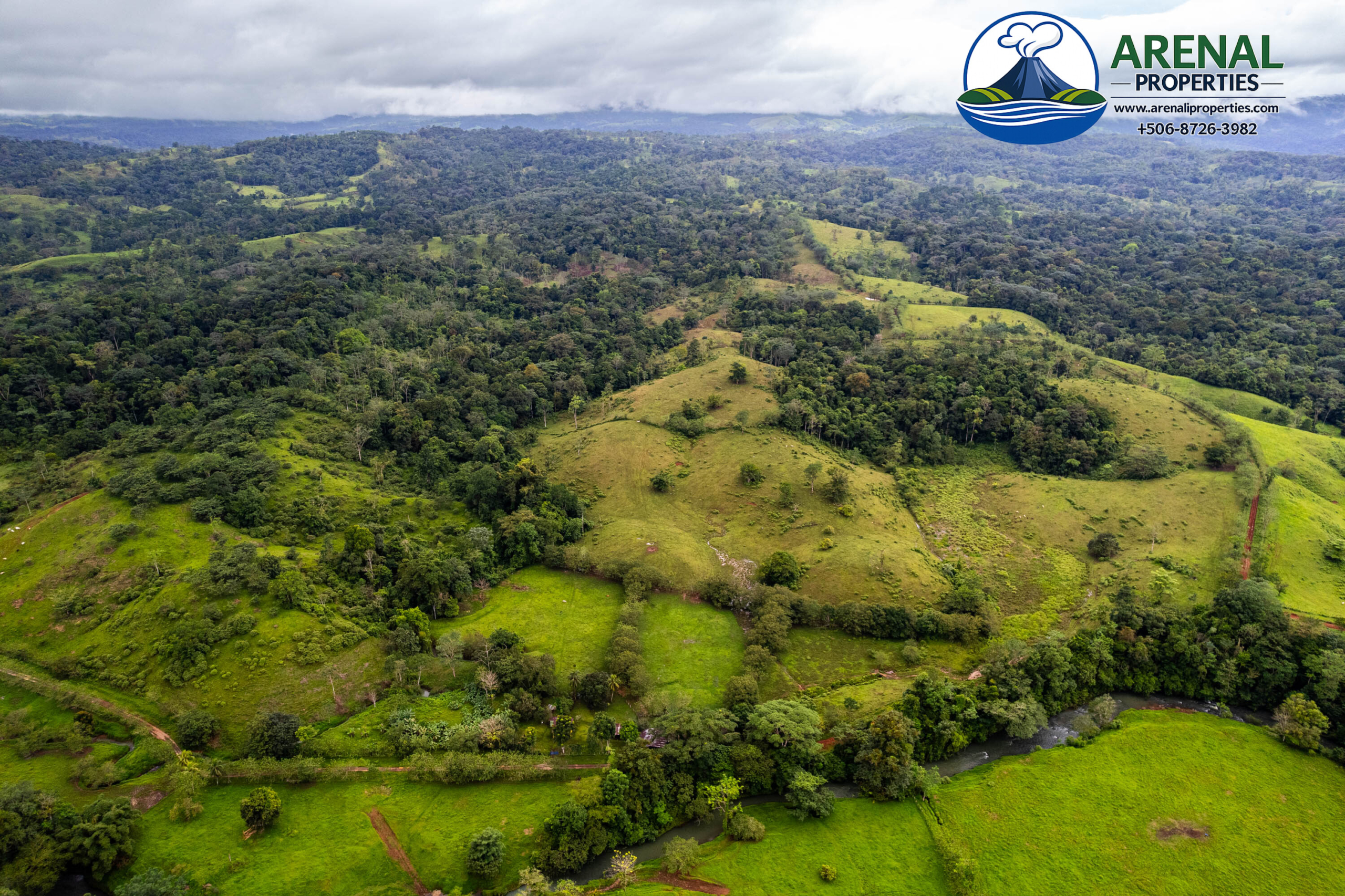 Expansive 128-Acre Farm with Valley Views Near Lake Arenal APMLS0051