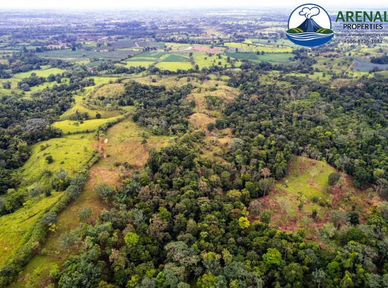 Expansive 128-Acre Farm with Valley Views Near Lake Arenal APMLS0051