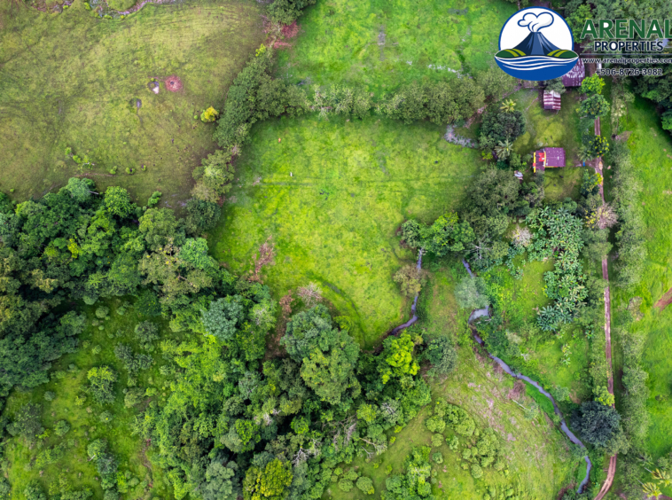 Expansive 128-Acre Farm with Valley Views Near Lake Arenal APMLS0051