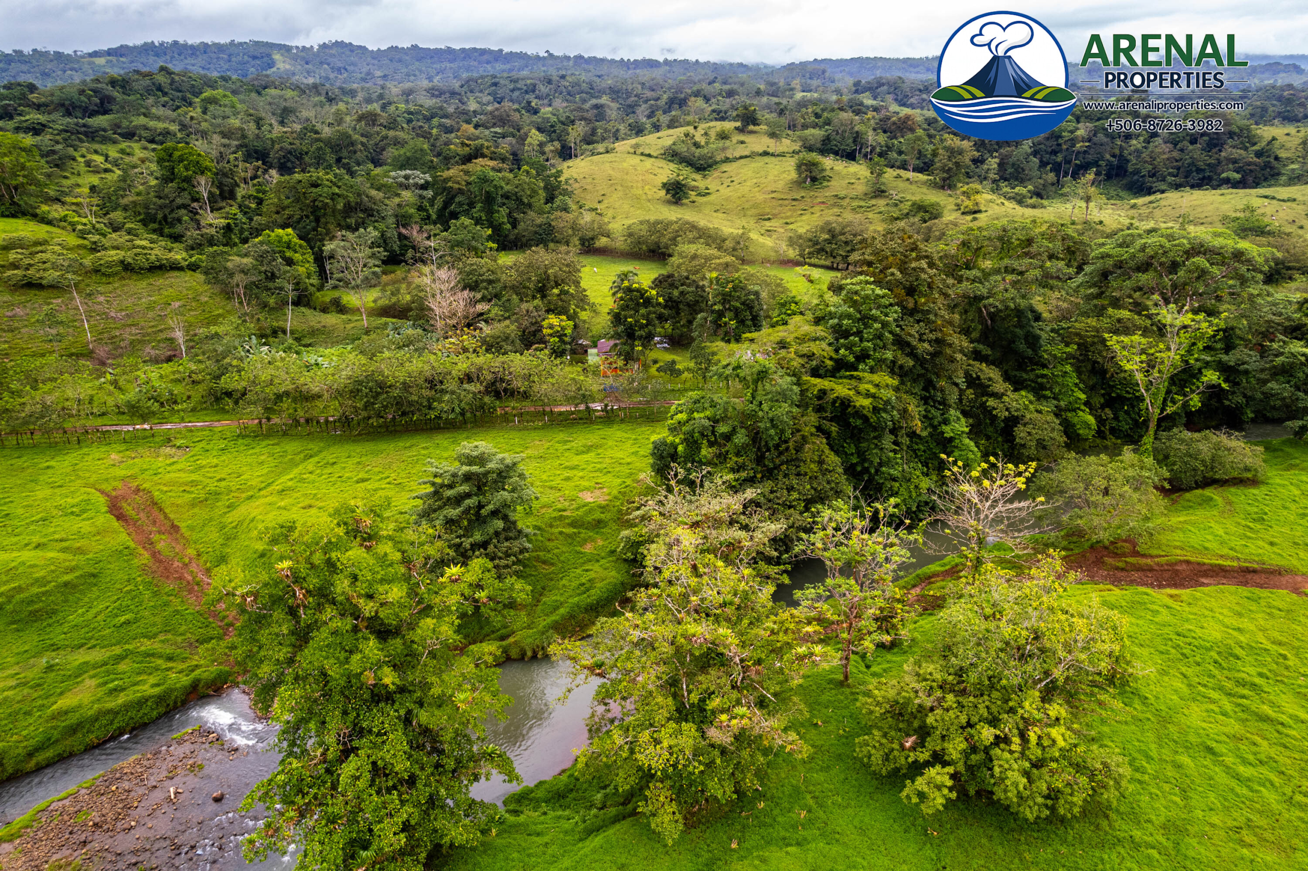 Expansive 128-Acre Farm with Valley Views Near Lake Arenal APMLS0051