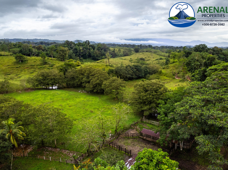 Expansive 128-Acre Farm with Valley Views Near Lake Arenal APMLS0051