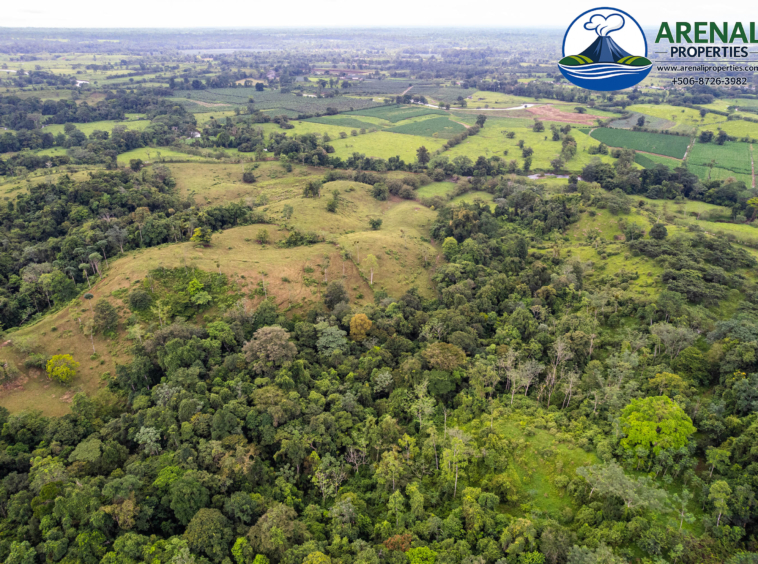 Expansive 128-Acre Farm with Valley Views Near Lake Arenal APMLS0051