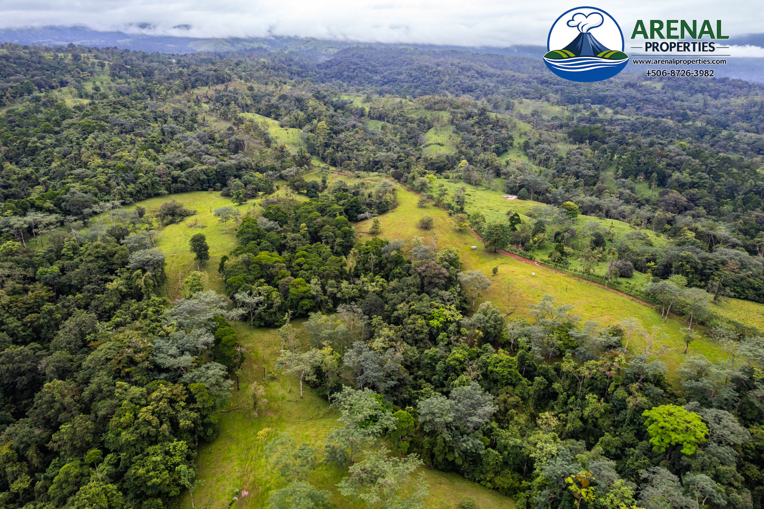 Expansive 128-Acre Farm with Valley Views Near Lake Arenal APMLS0051