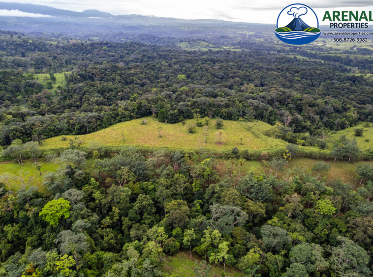 Expansive 128-Acre Farm with Valley Views Near Lake Arenal APMLS0051