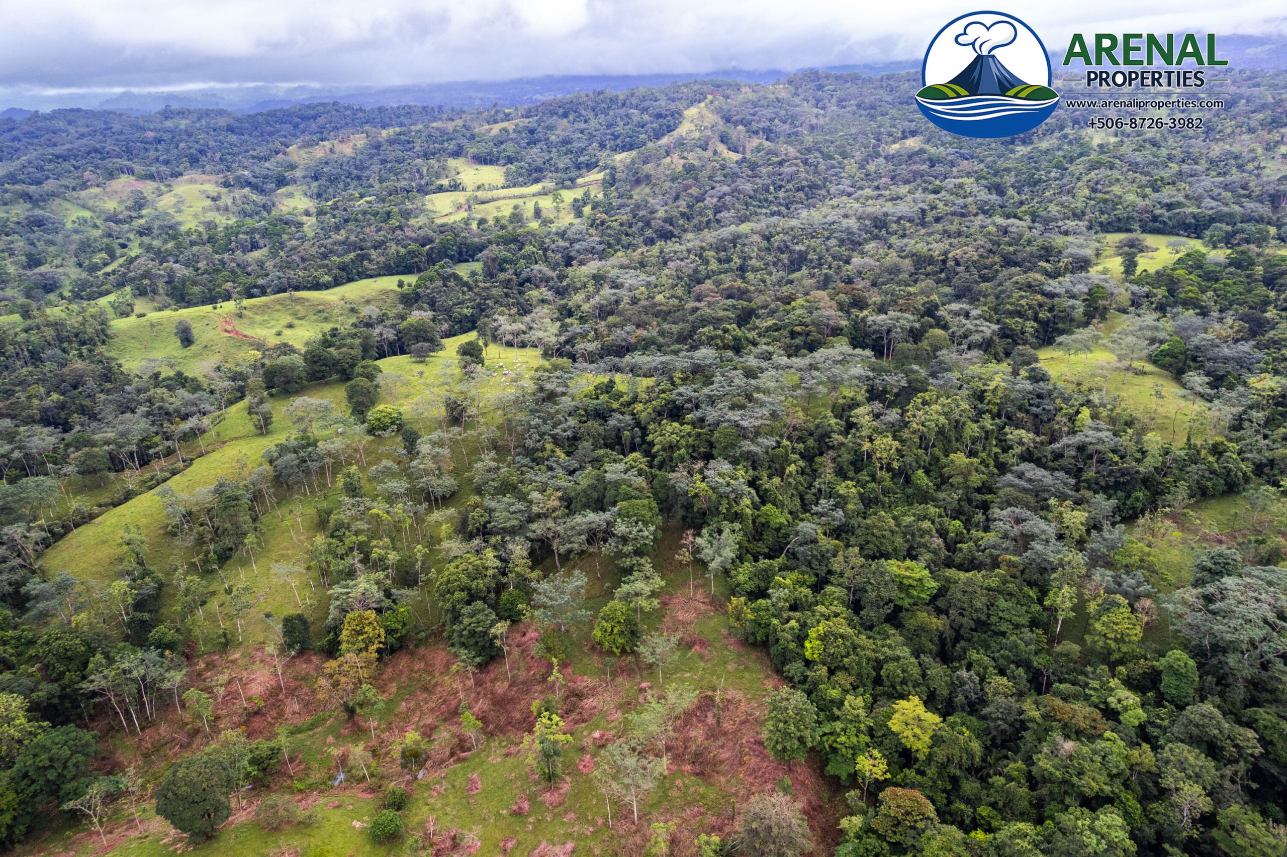 Expansive 128-Acre Farm with Valley Views Near Lake Arenal APMLS0051